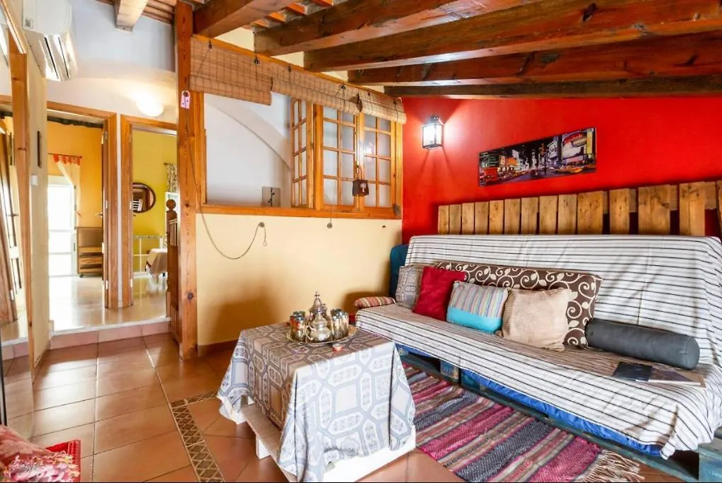 Homestay Old Cellar Surrounded By A 12Th Century Wall Parking Free Jerez de la Frontera