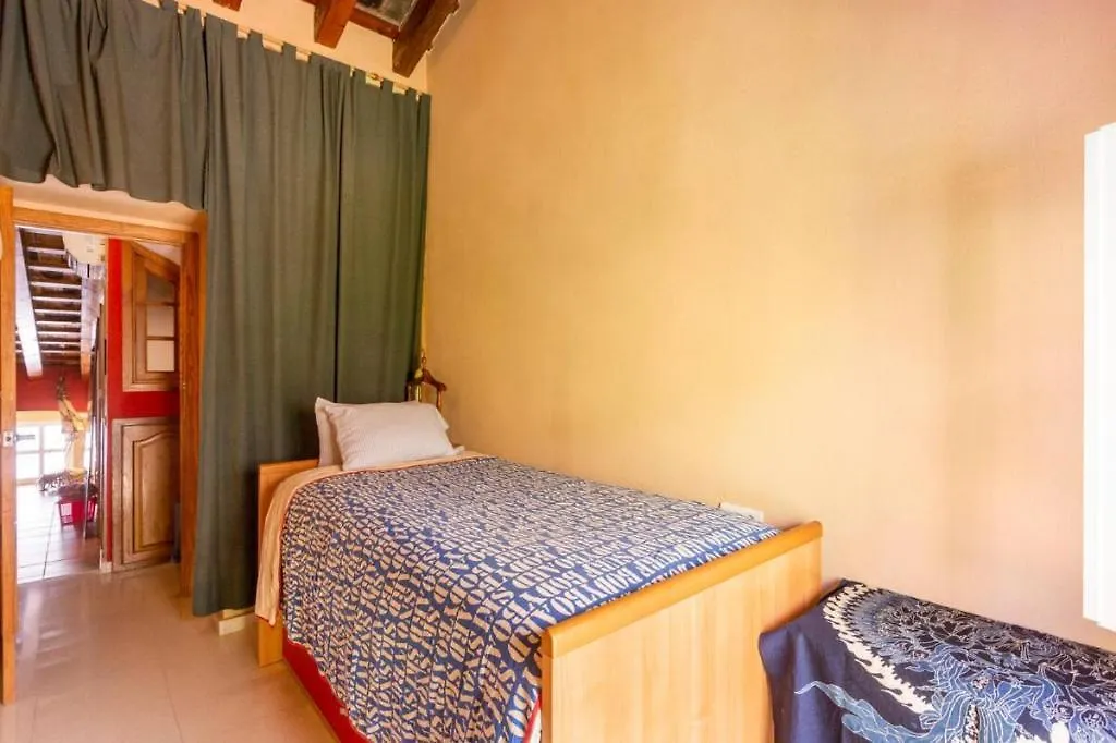 Old Cellar Surrounded By A 12Th Century Wall Parking Free Jerez de la Frontera Homestay