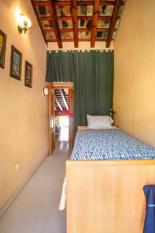 Old Cellar Surrounded By A 12Th Century Wall Parking Free Jerez de la Frontera Homestay